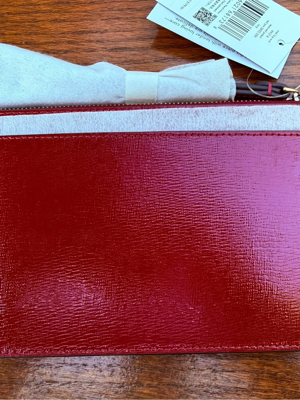 NWT Kate Spade Lucy L-Zip Wristlet Red Jam Patent Leather